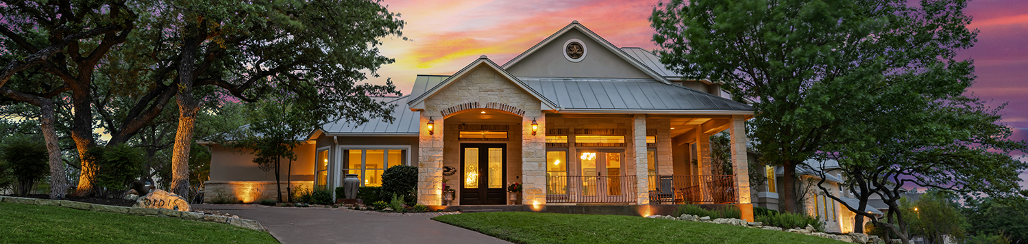 Imagen de una casa en Texas al atardecer